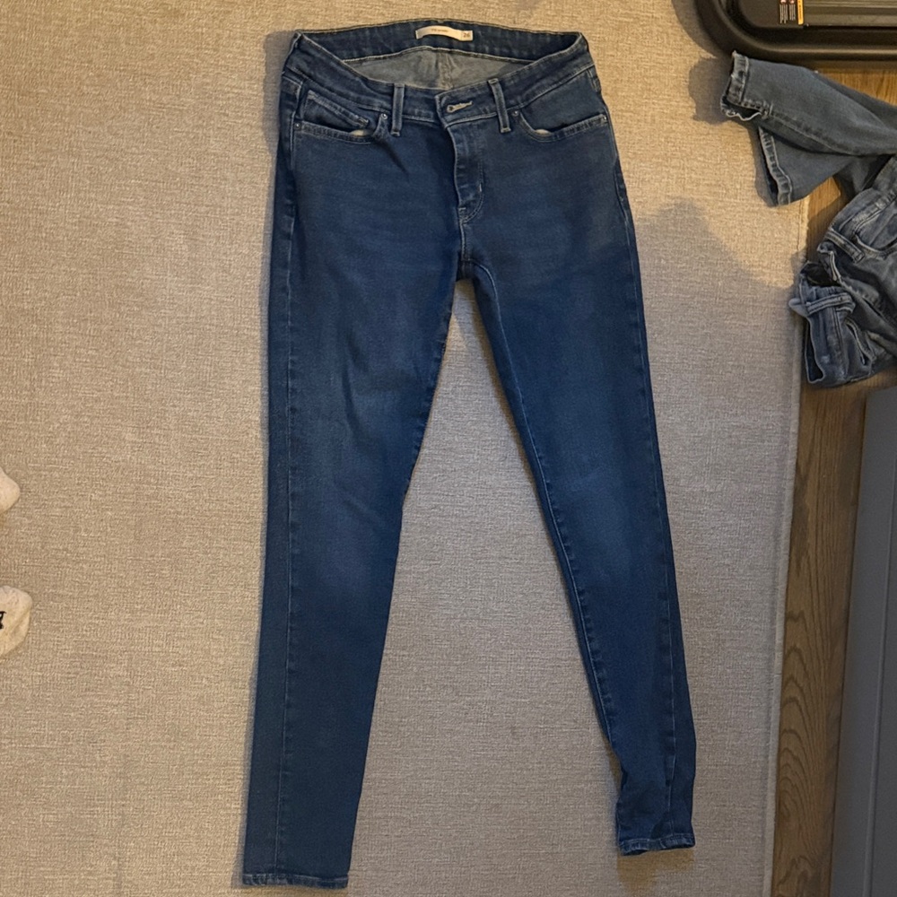 Levi's Women's Dark Blue Skinny Jeans